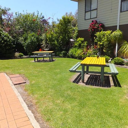 Paradise Holiday Apartments Lake Bunga Екстер'єр фото