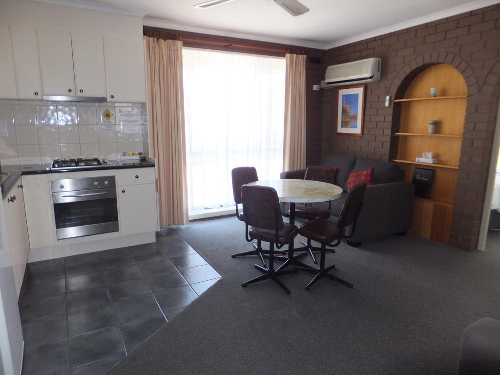 Paradise Holiday Apartments Lake Bunga Екстер'єр фото