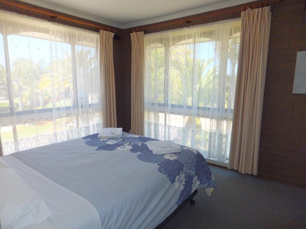 Paradise Holiday Apartments Lake Bunga Екстер'єр фото